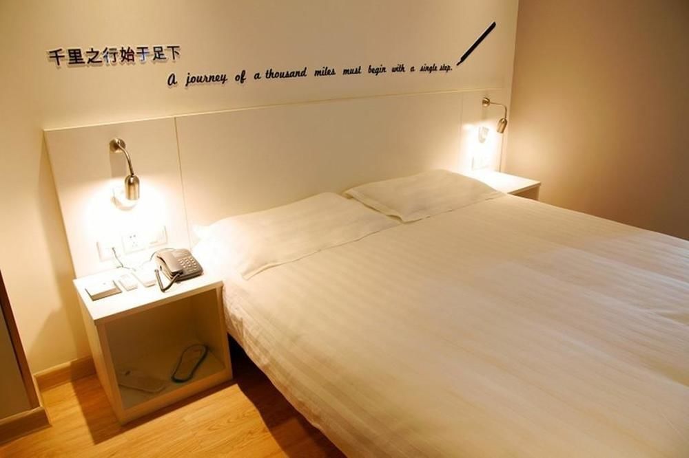 Motel 168 Huanglong Trade Area Branch Wenzhou Exteriör bild
